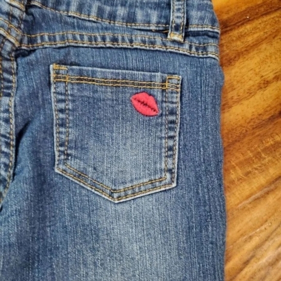 Betsey Johnson Embroidered Floral Jeans and NWT Plaid Shirt Bundle Outfit - Picture 5 of 5